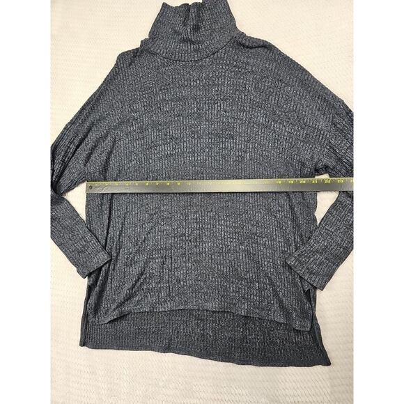 American Eagle Shirt Womens Large Ribbed Soft & Sexy Plush Turtle Neck Oversized - Picture 3 of 6